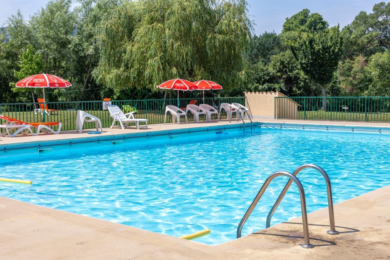 Camping Sites Et Paysages Les Pres Hauts Sisteron Bagian luar foto