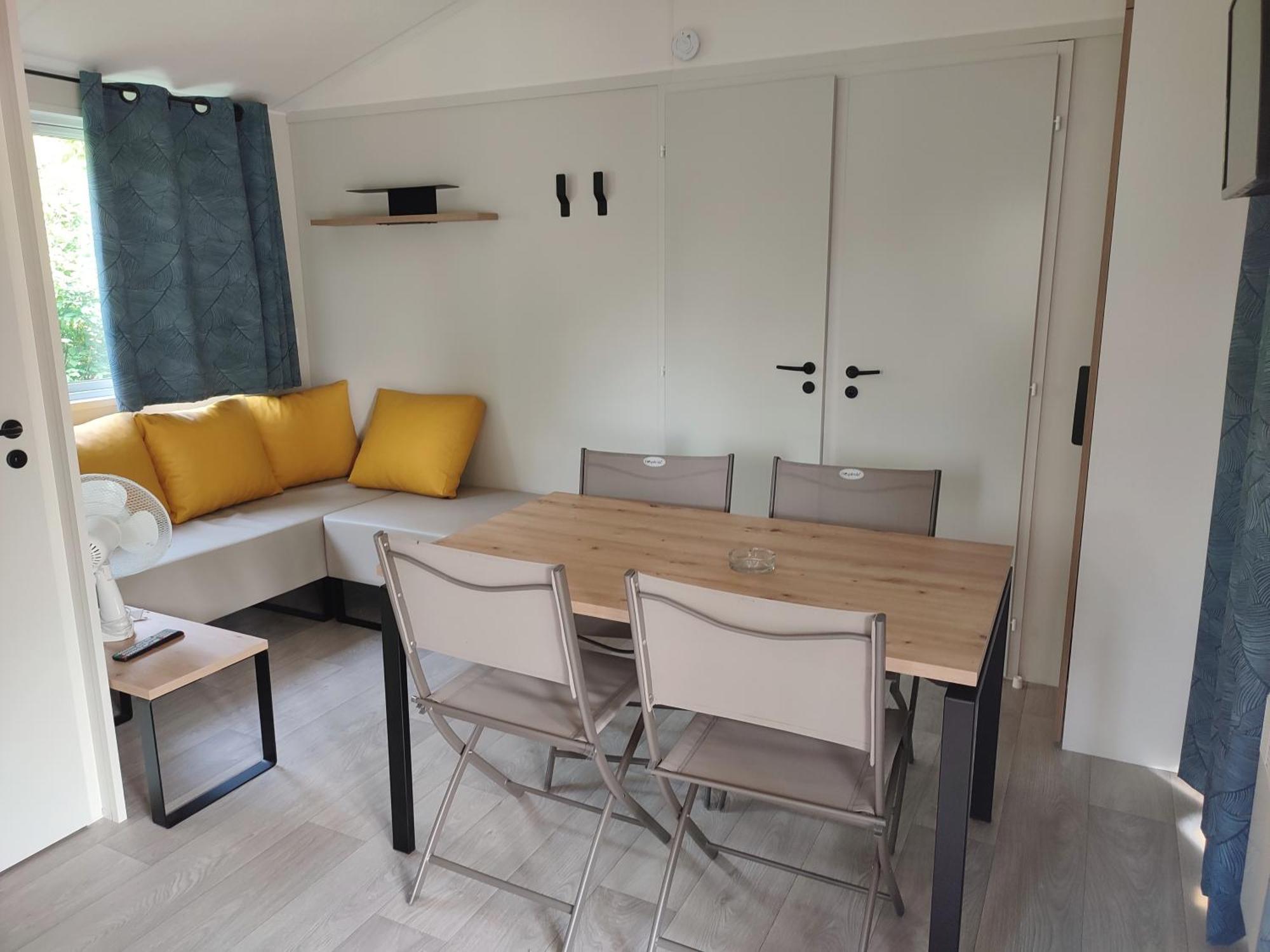 Camping Sites Et Paysages Les Pres Hauts Sisteron Bagian luar foto