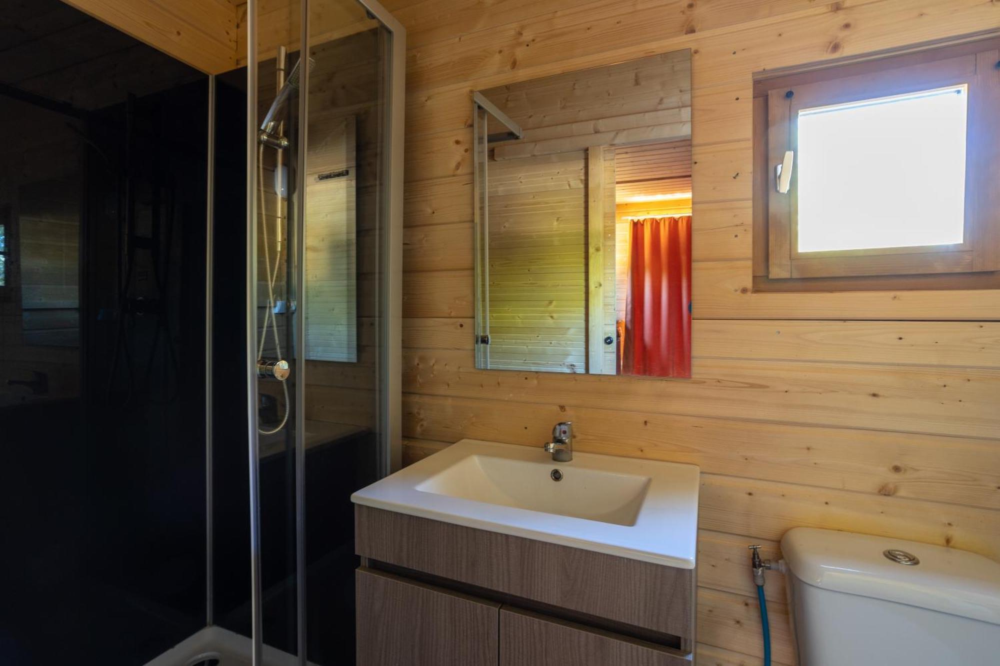 Camping Sites Et Paysages Les Pres Hauts Sisteron Bagian luar foto